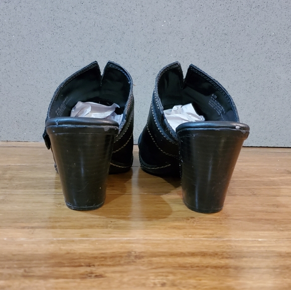 B.O.C Leather Clogs - Picture 5 of 8